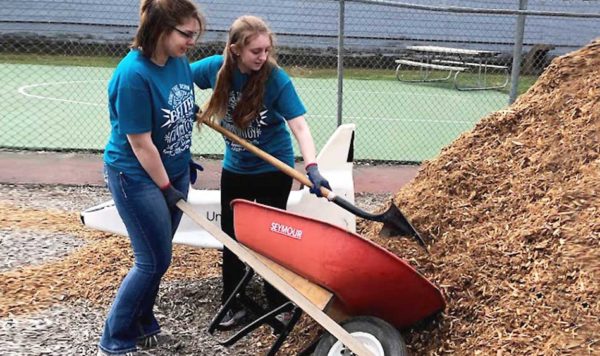 students performing community service